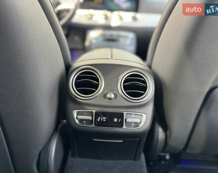 Черный Мерседес Е-Класс, объемом двигателя 2.93 л и пробегом 153 тыс. км за 51999 $, фото 51 на Automoto.ua