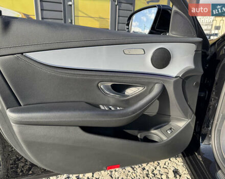 Черный Мерседес Е-Класс, объемом двигателя 2.93 л и пробегом 153 тыс. км за 51999 $, фото 64 на Automoto.ua