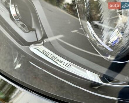 Чорний Мерседес Е-Клас, об'ємом двигуна 1.95 л та пробігом 44 тис. км за 55500 $, фото 33 на Automoto.ua