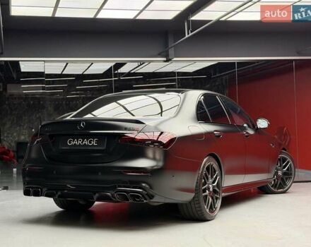 Черный Мерседес Е-Класс, объемом двигателя 4 л и пробегом 47 тыс. км за 113900 $, фото 16 на Automoto.ua