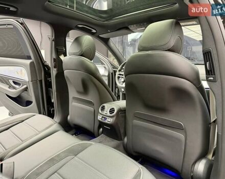 Черный Мерседес Е-Класс, объемом двигателя 4 л и пробегом 47 тыс. км за 113900 $, фото 51 на Automoto.ua