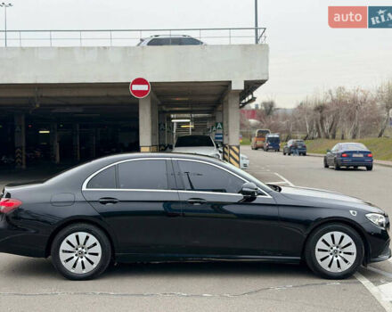 Чорний Мерседес Е-Клас, об'ємом двигуна 1.95 л та пробігом 40 тис. км за 43900 $, фото 7 на Automoto.ua