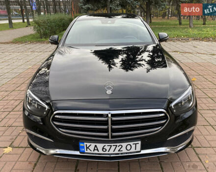 Черный Мерседес Е-Класс, объемом двигателя 2 л и пробегом 71 тыс. км за 53700 $, фото 29 на Automoto.ua