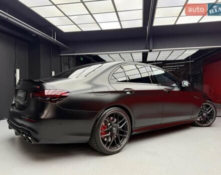 Черный Мерседес Е-Класс, объемом двигателя 4 л и пробегом 47 тыс. км за 113900 $, фото 14 на Automoto.ua