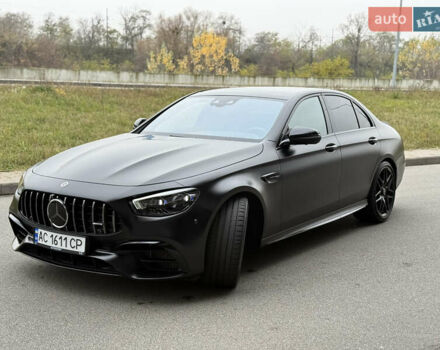 Черный Мерседес Е-Класс, объемом двигателя 4 л и пробегом 47 тыс. км за 120000 $, фото 16 на Automoto.ua