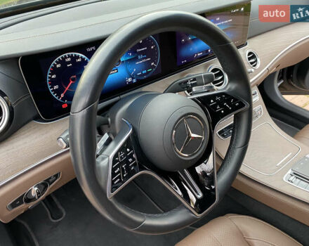 Черный Мерседес Е-Класс, объемом двигателя 2 л и пробегом 71 тыс. км за 53700 $, фото 36 на Automoto.ua