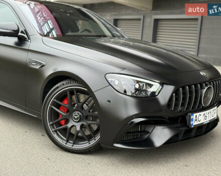 Черный Мерседес Е-Класс, объемом двигателя 4 л и пробегом 47 тыс. км за 120000 $, фото 6 на Automoto.ua