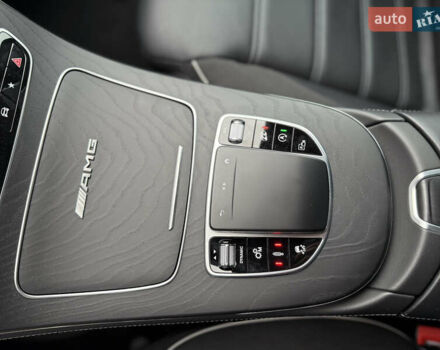 Черный Мерседес Е-Класс, объемом двигателя 4 л и пробегом 47 тыс. км за 120000 $, фото 25 на Automoto.ua