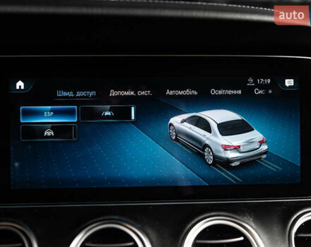 Чорний Мерседес Е-Клас, об'ємом двигуна 1.99 л та пробігом 31 тис. км за 51500 $, фото 40 на Automoto.ua