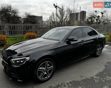 Черный Мерседес Е-Класс, объемом двигателя 2 л и пробегом 70 тыс. км за 51999 $, фото 9 на Automoto.ua