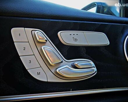 Чорний Мерседес Е-Клас, об'ємом двигуна 1.6 л та пробігом 62 тис. км за 36000 $, фото 13 на Automoto.ua