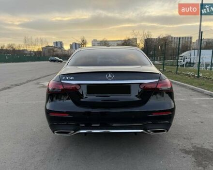 Черный Мерседес Е-Класс, объемом двигателя 1.99 л и пробегом 83 тыс. км за 46000 $, фото 5 на Automoto.ua