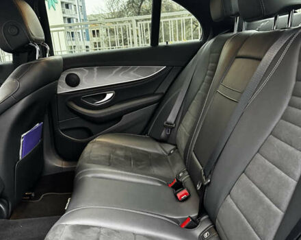 Черный Мерседес Е-Класс, объемом двигателя 2 л и пробегом 70 тыс. км за 51999 $, фото 13 на Automoto.ua