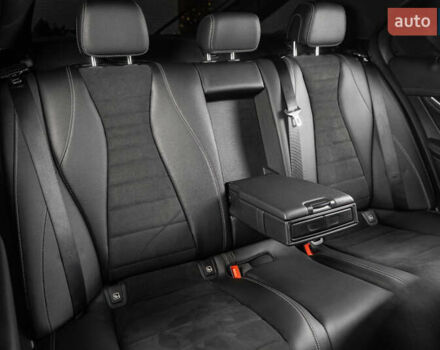 Чорний Мерседес Е-Клас, об'ємом двигуна 1.99 л та пробігом 31 тис. км за 51500 $, фото 53 на Automoto.ua