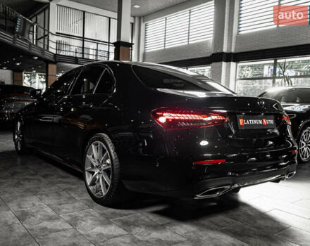 Чорний Мерседес Е-Клас, об'ємом двигуна 1.99 л та пробігом 31 тис. км за 51500 $, фото 15 на Automoto.ua