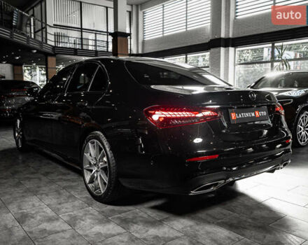 Чорний Мерседес Е-Клас, об'ємом двигуна 1.99 л та пробігом 31 тис. км за 51500 $, фото 13 на Automoto.ua