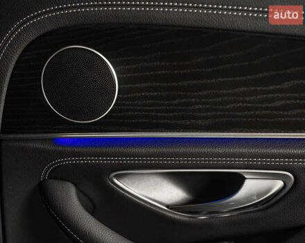 Чорний Мерседес Е-Клас, об'ємом двигуна 1.99 л та пробігом 31 тис. км за 51500 $, фото 49 на Automoto.ua