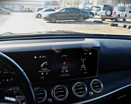 Чорний Мерседес Е-Клас, об'ємом двигуна 1.6 л та пробігом 62 тис. км за 36000 $, фото 18 на Automoto.ua