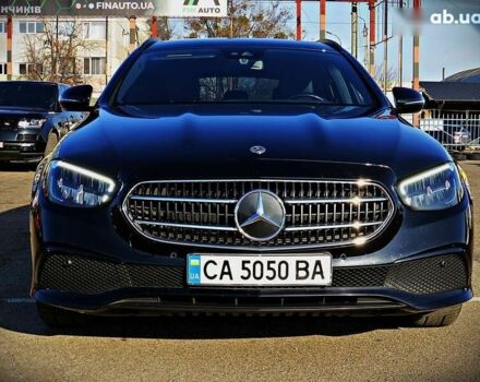 Чорний Мерседес Е-Клас, об'ємом двигуна 1.6 л та пробігом 62 тис. км за 36000 $, фото 1 на Automoto.ua