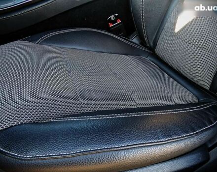 Чорний Мерседес Е-Клас, об'ємом двигуна 1.6 л та пробігом 62 тис. км за 36000 $, фото 12 на Automoto.ua