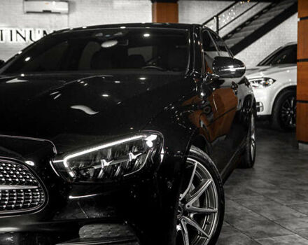 Чорний Мерседес Е-Клас, об'ємом двигуна 1.99 л та пробігом 31 тис. км за 51500 $, фото 58 на Automoto.ua