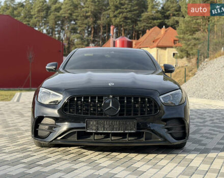 Черный Мерседес Е-Класс, объемом двигателя 2 л и пробегом 60 тыс. км за 61500 $, фото 2 на Automoto.ua