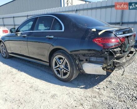 Черный Мерседес Е-Класс, объемом двигателя 1.99 л и пробегом 20 тыс. км за 21000 $, фото 1 на Automoto.ua