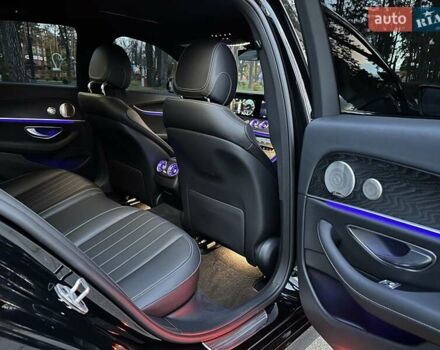 Черный Мерседес Е-Класс, объемом двигателя 1.99 л и пробегом 10 тыс. км за 58000 $, фото 30 на Automoto.ua