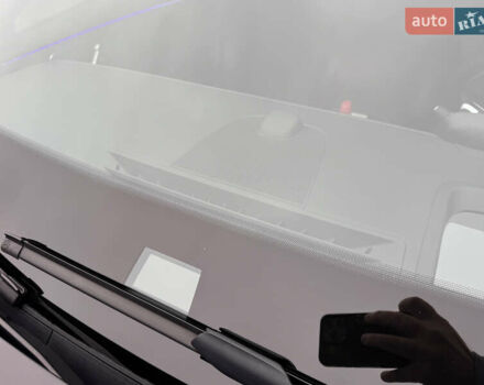 Черный Мерседес Е-Класс, объемом двигателя 2 л и пробегом 42 тыс. км за 102000 $, фото 16 на Automoto.ua