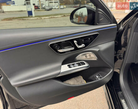 Черный Мерседес Е-Класс, объемом двигателя 2 л и пробегом 42 тыс. км за 102000 $, фото 12 на Automoto.ua