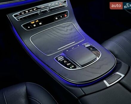 Черный Мерседес Е-Класс, объемом двигателя 1.99 л и пробегом 10 тыс. км за 58000 $, фото 17 на Automoto.ua