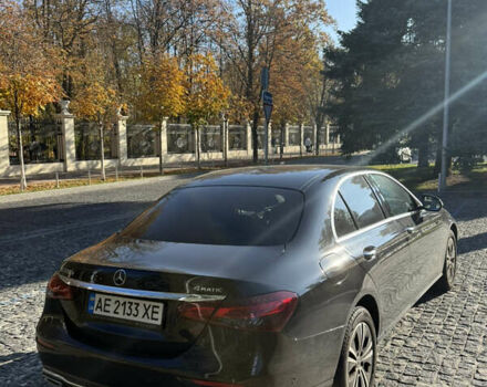 Черный Мерседес Е-Класс, объемом двигателя 2 л и пробегом 74 тыс. км за 54000 $, фото 3 на Automoto.ua