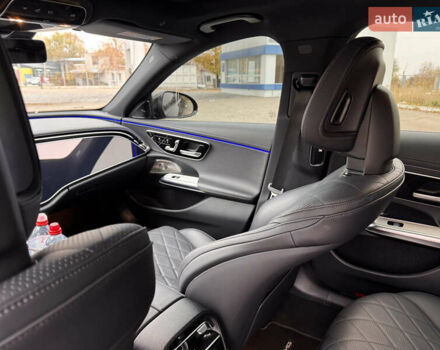 Черный Мерседес Е-Класс, объемом двигателя 2 л и пробегом 42 тыс. км за 102000 $, фото 7 на Automoto.ua