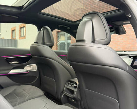 Чорний Мерседес Е-Клас, об'ємом двигуна 2 л та пробігом 25 тис. км за 87500 $, фото 13 на Automoto.ua