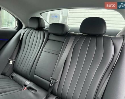 Чорний Мерседес Е-Клас, об'ємом двигуна 1.99 л та пробігом 1 тис. км за 84500 $, фото 23 на Automoto.ua