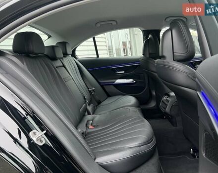 Чорний Мерседес Е-Клас, об'ємом двигуна 1.99 л та пробігом 1 тис. км за 84500 $, фото 25 на Automoto.ua