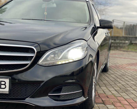 Мерседес Е-Класс 2013 в Млынове на Automoto.ua Черный Мерседес Е-Класс, объемом двигателя 2.14 л и пробегом 431 тыс. км за 19999 $, фото 20 на Automoto.ua