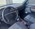 Черный Мерседес Е-Класс, объемом двигателя 2.2 л и пробегом 250 тыс. км за 2450 $, фото 11 на Automoto.ua
