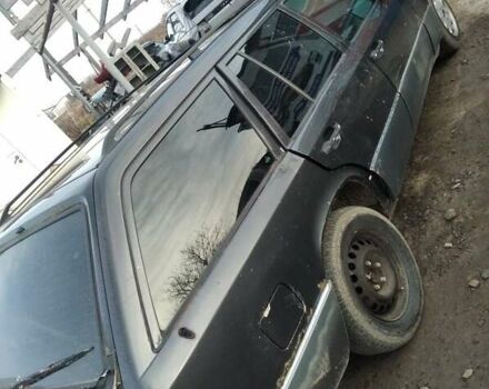 Чорний Мерседес Е-Клас, об'ємом двигуна 2 л та пробігом 511 тис. км за 1200 $, фото 2 на Automoto.ua