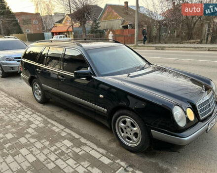 Мерседес Е-Класс 1998 в Чопе на Automoto.ua Черный Мерседес Е-Класс, объемом двигателя 2.4 л и пробегом 300 тыс. км за 3500 $, фото 13 на Automoto.ua
