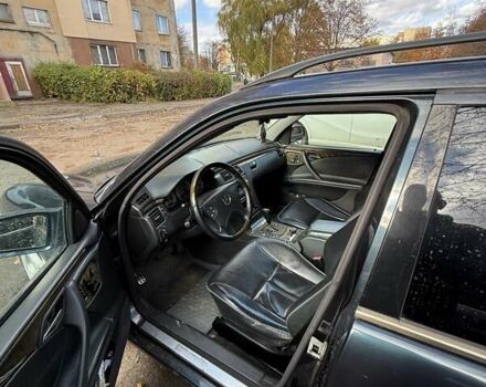 Чорний Мерседес Е-Клас, об'ємом двигуна 4.3 л та пробігом 325 тис. км за 4500 $, фото 4 на Automoto.ua