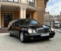 Черный Мерседес Е-Класс, объемом двигателя 3.2 л и пробегом 250 тыс. км за 3900 $, фото 2 на Automoto.ua