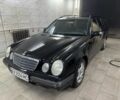 Черный Мерседес Е-Класс, объемом двигателя 2.6 л и пробегом 200 тыс. км за 2500 $, фото 1 на Automoto.ua