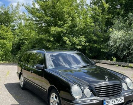 Черный Мерседес Е-Класс, объемом двигателя 2.7 л и пробегом 3 тыс. км за 3400 $, фото 2 на Automoto.ua