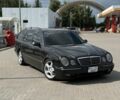 Черный Мерседес Е-Класс, объемом двигателя 3.2 л и пробегом 380 тыс. км за 4900 $, фото 2 на Automoto.ua