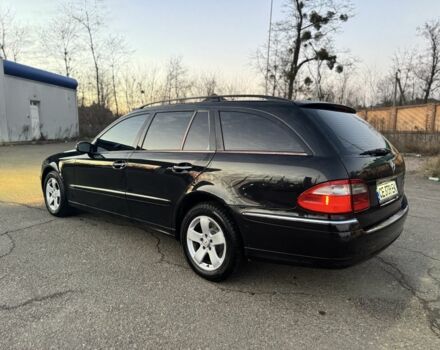 Черный Мерседес Е-Класс, объемом двигателя 2.7 л и пробегом 400 тыс. км за 6200 $, фото 2 на Automoto.ua