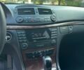 Черный Мерседес Е-Класс, объемом двигателя 2.2 л и пробегом 480 тыс. км за 4999 $, фото 15 на Automoto.ua