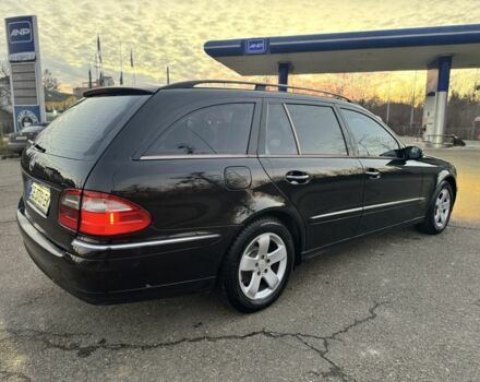 Черный Мерседес Е-Класс, объемом двигателя 2.7 л и пробегом 400 тыс. км за 6200 $, фото 4 на Automoto.ua