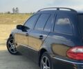 Черный Мерседес Е-Класс, объемом двигателя 3.2 л и пробегом 450 тыс. км за 2800 $, фото 3 на Automoto.ua
