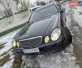 Черный Мерседес Е-Класс, объемом двигателя 2.15 л и пробегом 560 тыс. км за 4000 $, фото 9 на Automoto.ua